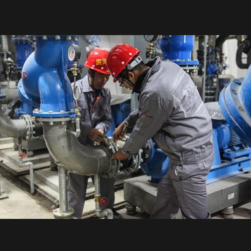 池州工厂设备维修现场